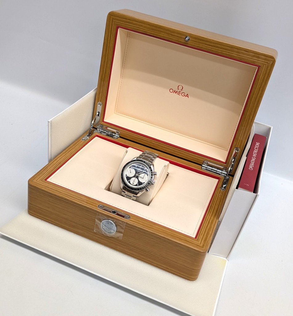 PXL_20251211_050954324